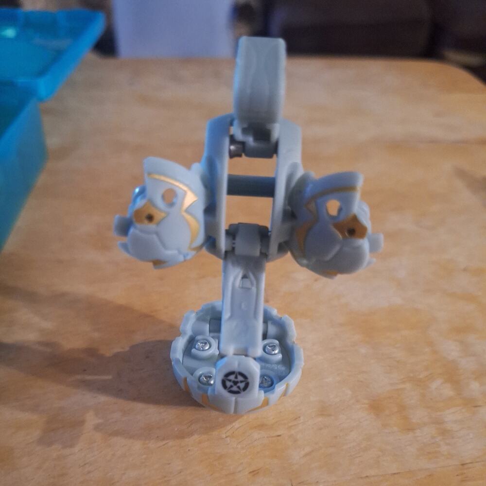 Vintage Bakugan Battle Brawlers Mega Alto Haos Brontës Gray Gold